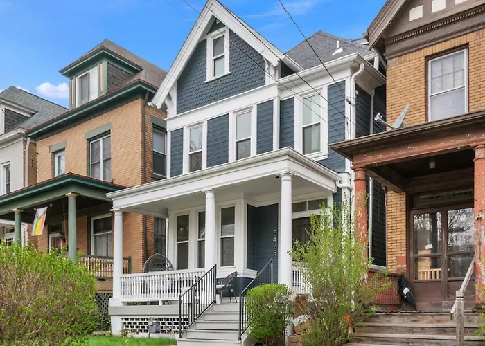 4 Story With 3 King Beds And Cozy Backyard * Pittsburgh
