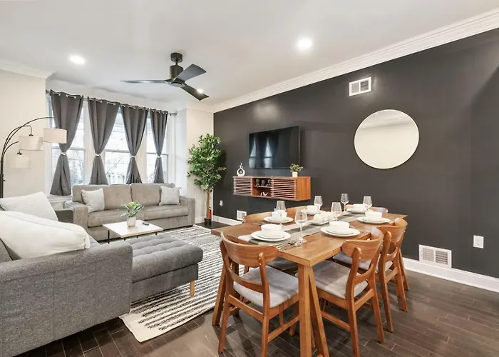4 Story With 3 King Beds And Cozy Backyard * Pittsburgh